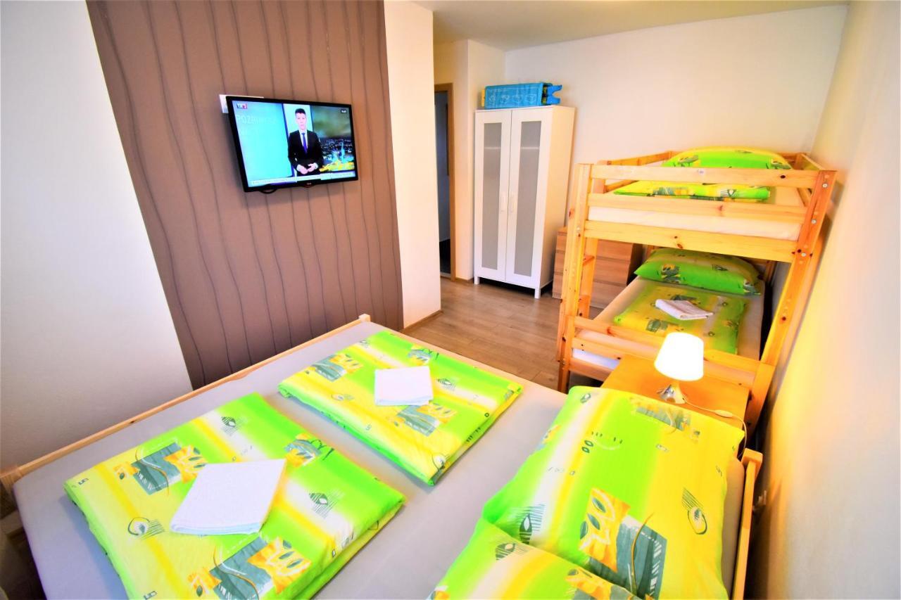 Отель Penzion Privat Siesta Липтовски-Микулаш Экстерьер фото